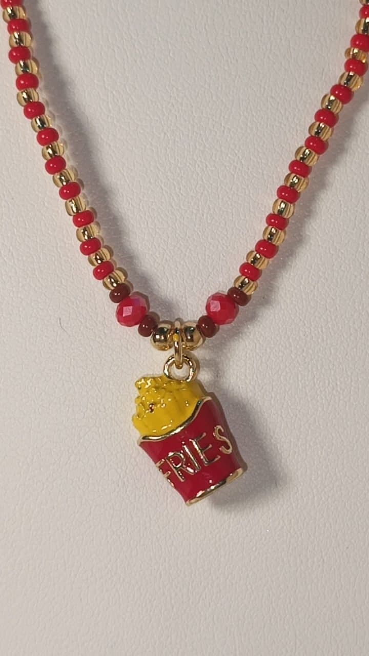 Collar Crispy Fries Charm
