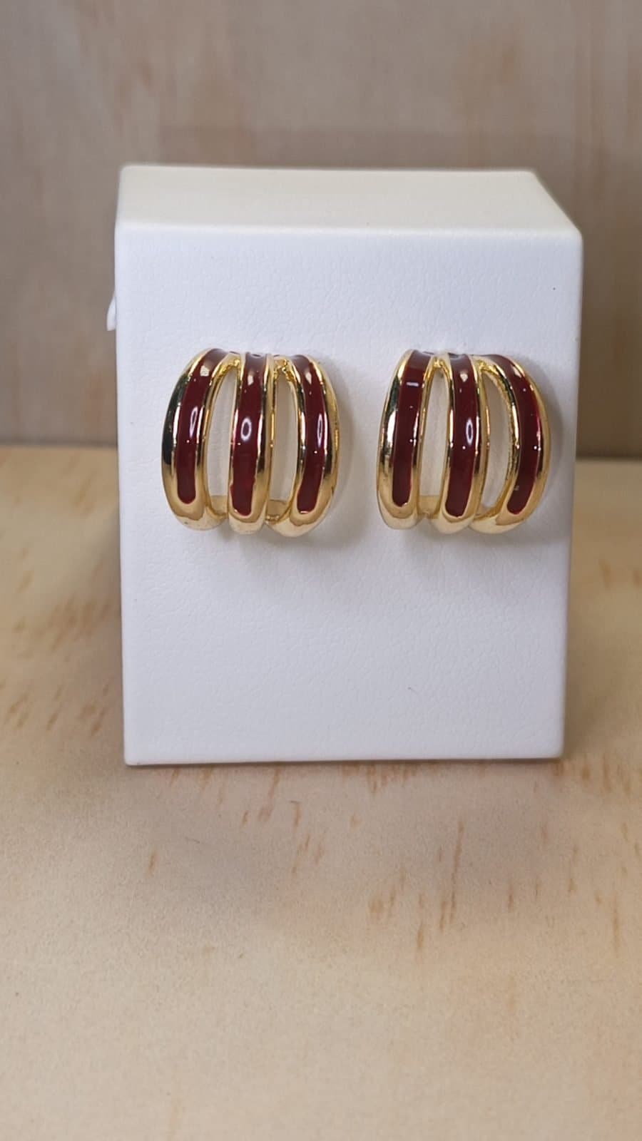 Aretes Triple Argolla Crimson